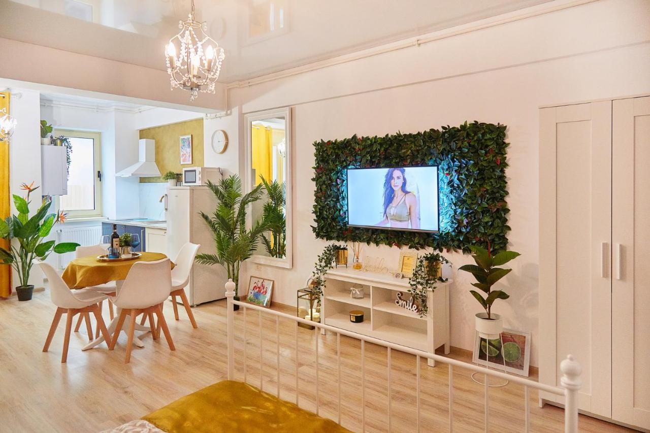 Sofia Seaside Apartamente Mamaia Nord ナボダリ エクステリア 写真